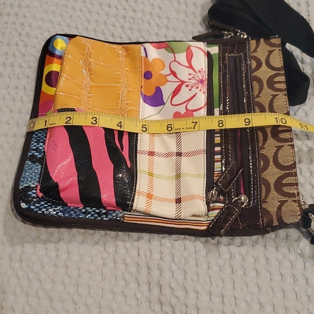 NWOT Adorable Crossbody Bag! (37) - Picture 7 of 7